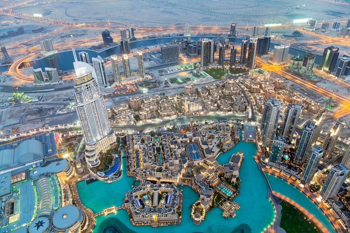 Thông báo tuyển y tá/ hộ lý đi làm việc tại UAE